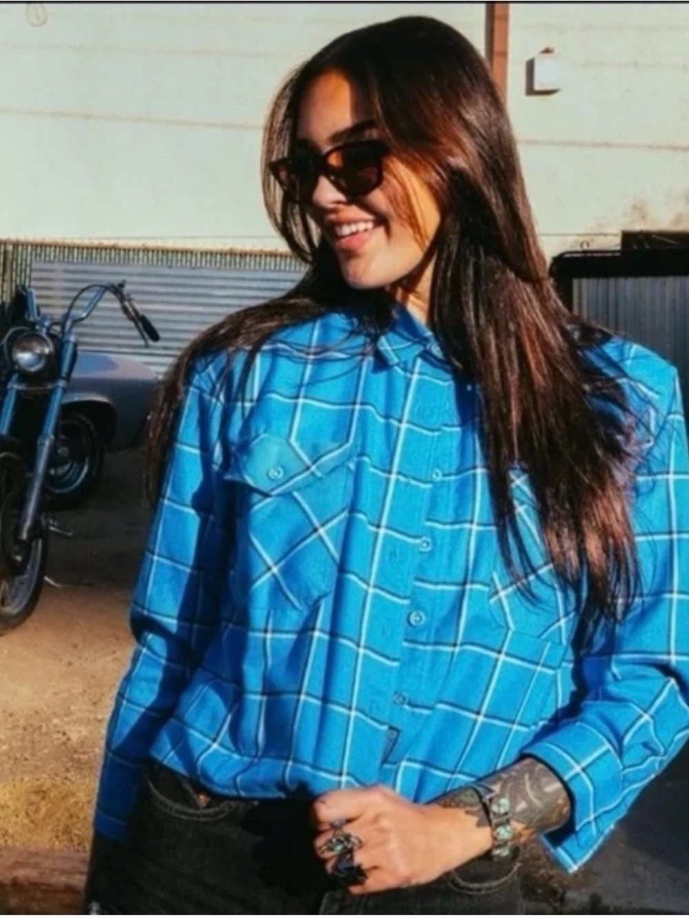 DIXXON Brentwood Long Sleeve Button Up Shirt Flannel Cropped Plaid Blue Medium